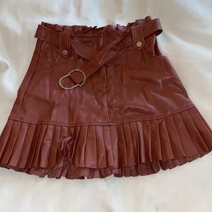 Leather pleated skirt
